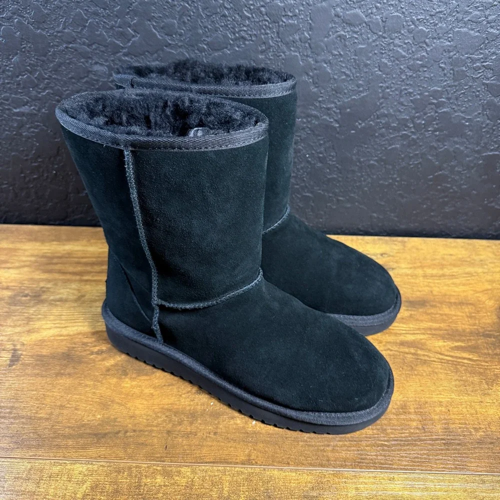Koolaburra by UGG Victoria Short 1017090 Black Suede Boots Womens Size 7